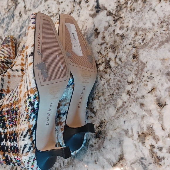 NEW Gianni Bini Women's Palmero Flannel Plaid Snip Toe Kitten Heel booties SZ 5 - Picture 16 of 16